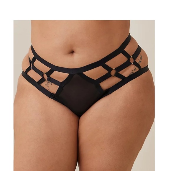 TORRID NWT CUT OUT STRAPPY LONGLINE BRA & PANTY - Picture 8 of 9